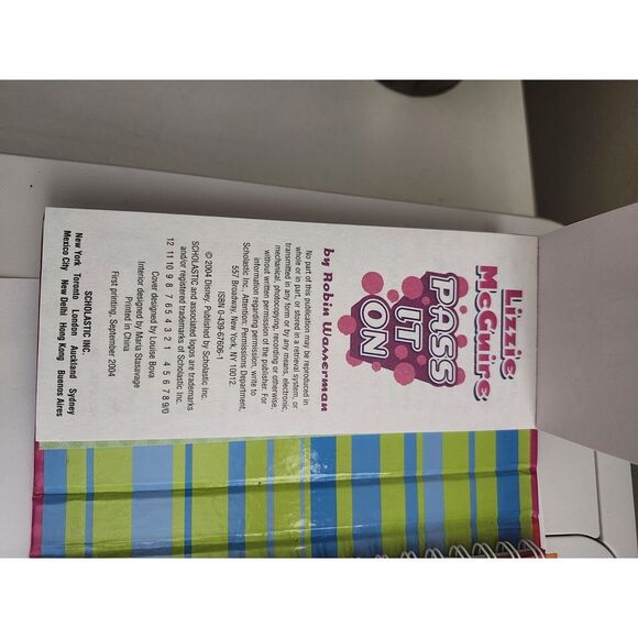 Y2K Rare Vintage Lizzie McGuire Best Of Everything Scholastic Trifold Notebook - Picture 3 of 12